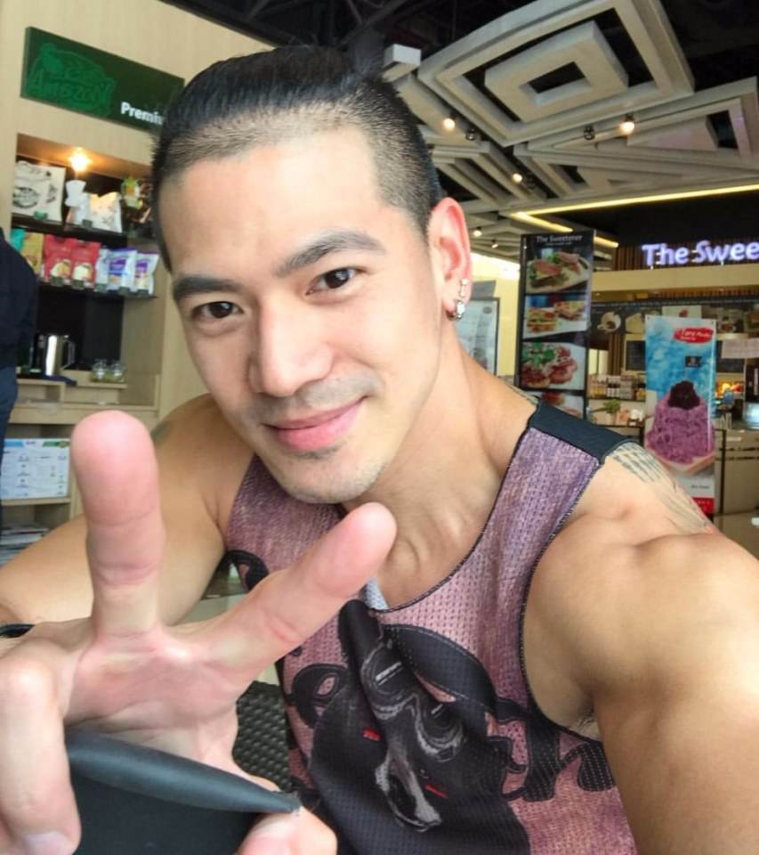 ล่ำๆทำเอาแฉะ