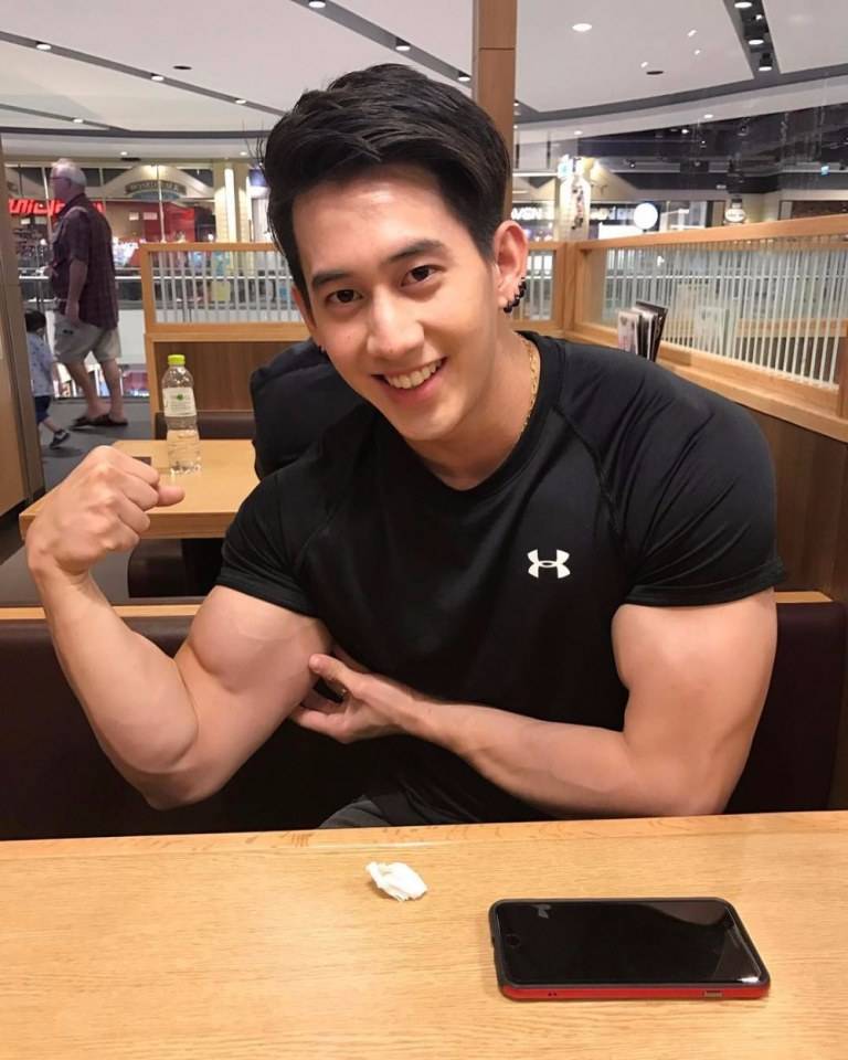 หนุ่ม sexy น่ารัก