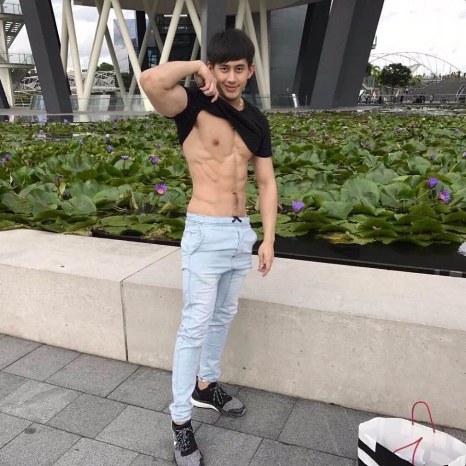 หนุ่ม sexy น่ารัก