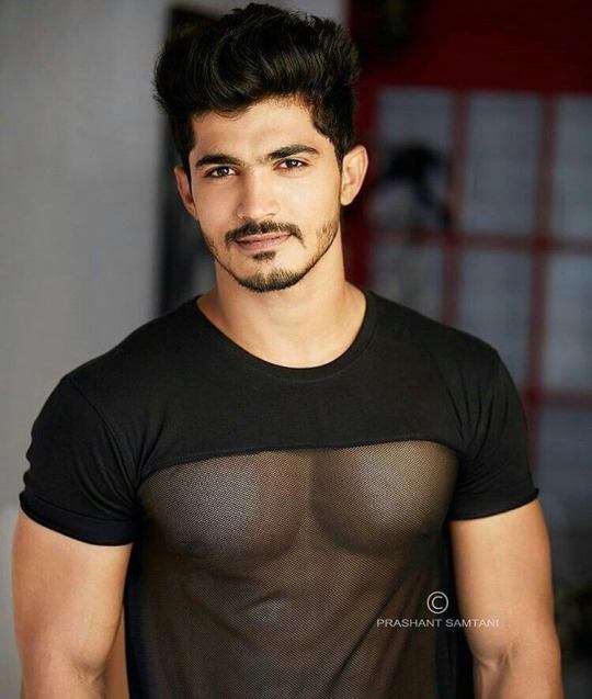 male body 078 - Sexy Indian