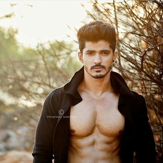 male body 078 - Sexy Indian
