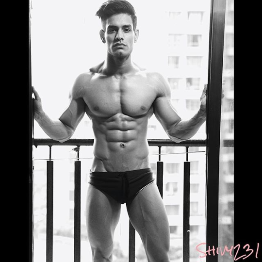 male body 079 - Sexy Indian