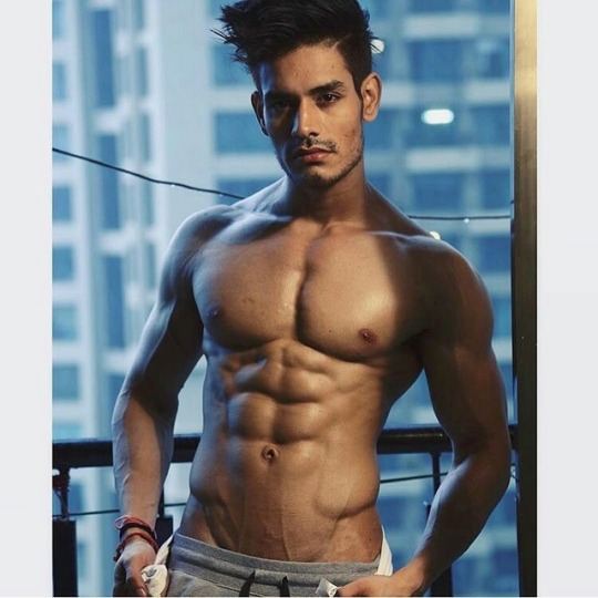 male body 079 - Sexy Indian