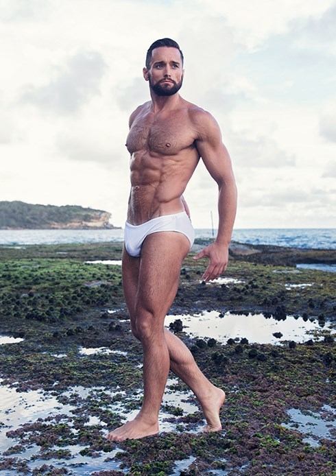 hot male 150 (18+)