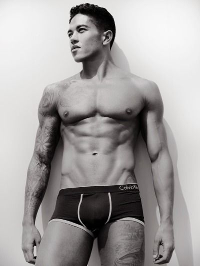 hot male 151 (18+)