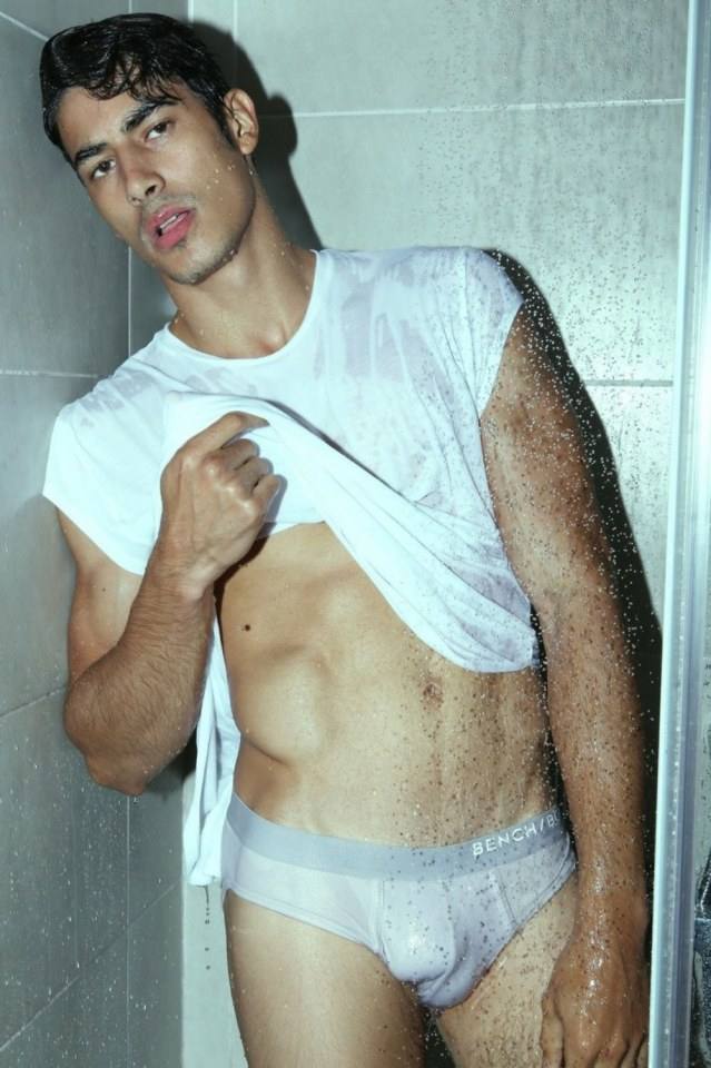 hot male 151 (18+)