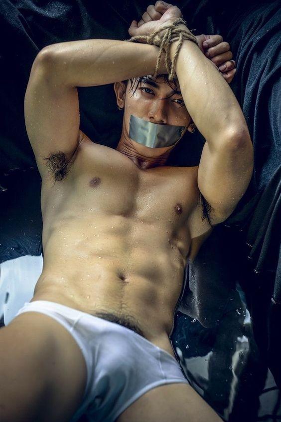 hot male 151 (18+)
