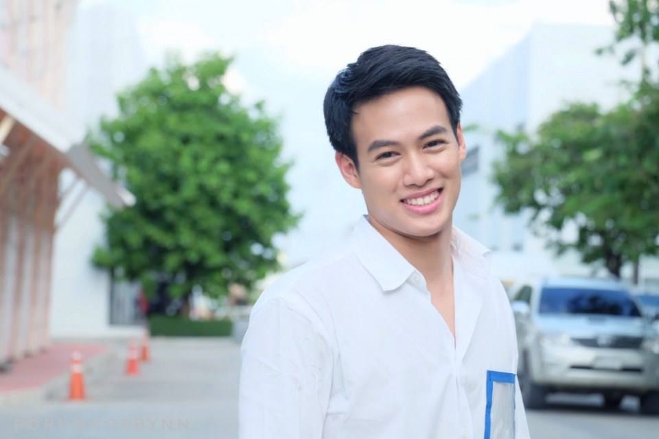 ยิ้มหวาน