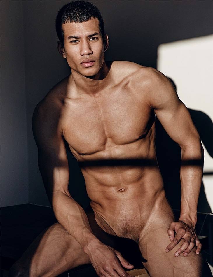 hot male 152 (18+)