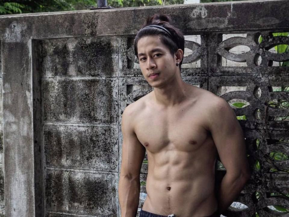 แข่งกันล่ำ งานดีมาก