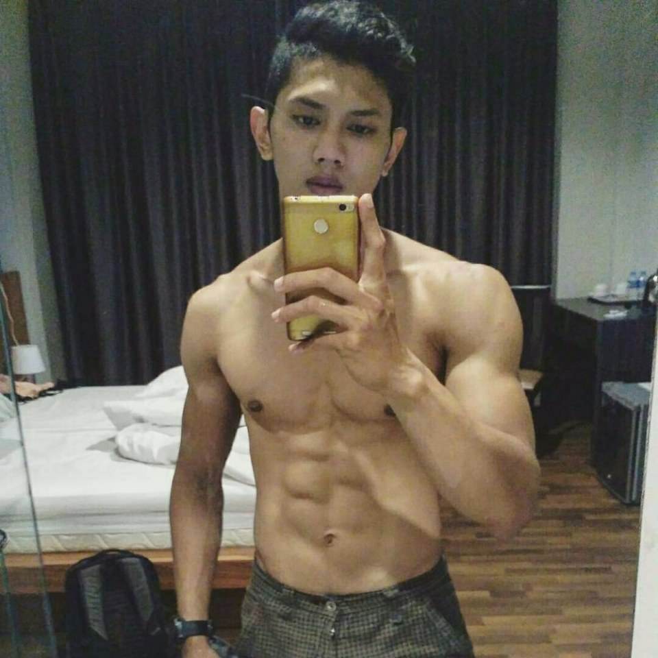 แข่งกันล่ำ งานดีมาก