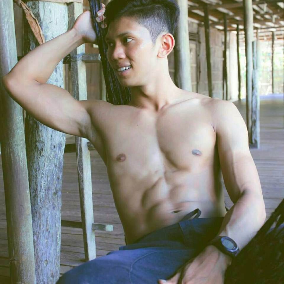 แข่งกันล่ำ งานดีมาก