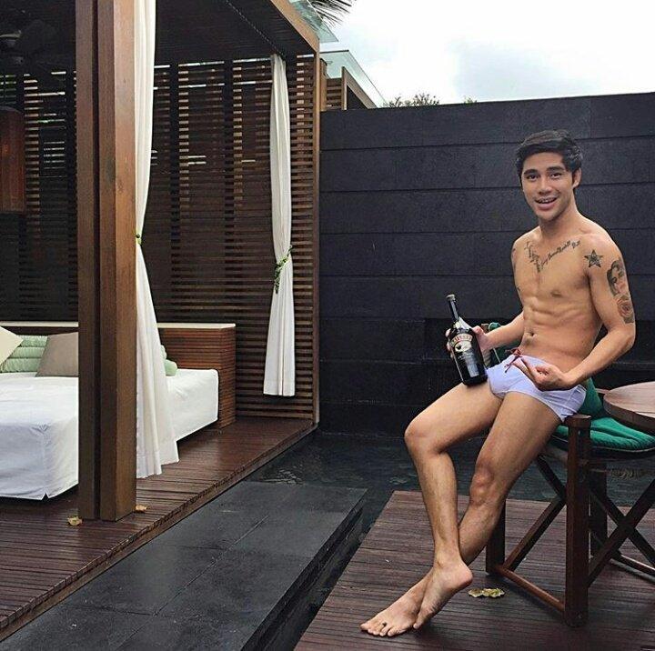 เพ้อหาแบบเธอ