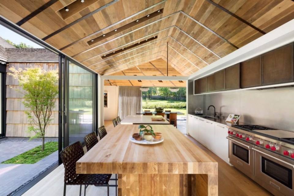 Underhill Residence by Bates Masi Architects
