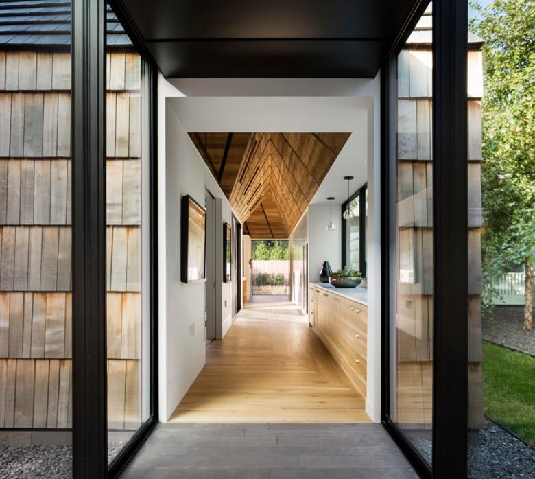 Underhill Residence by Bates Masi Architects