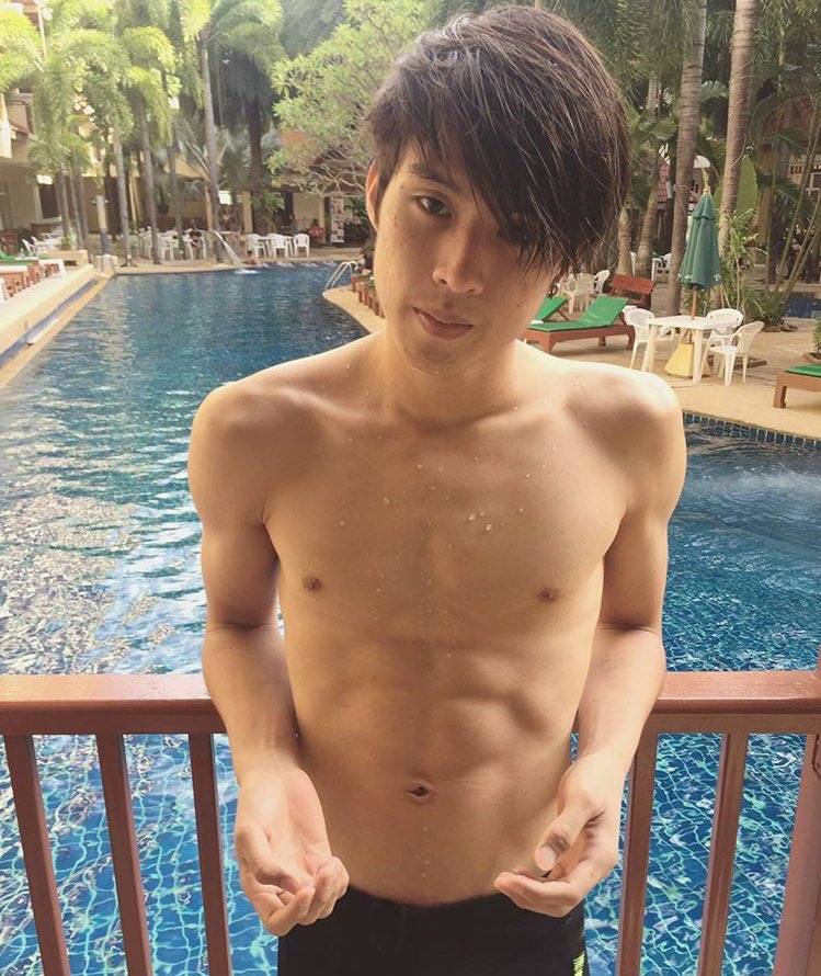 น่าจับถอดลากเข้าห้อง