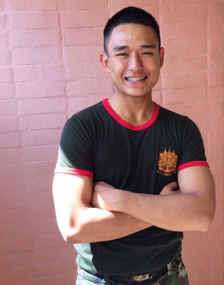 น่าจับถอดลากเข้าห้อง