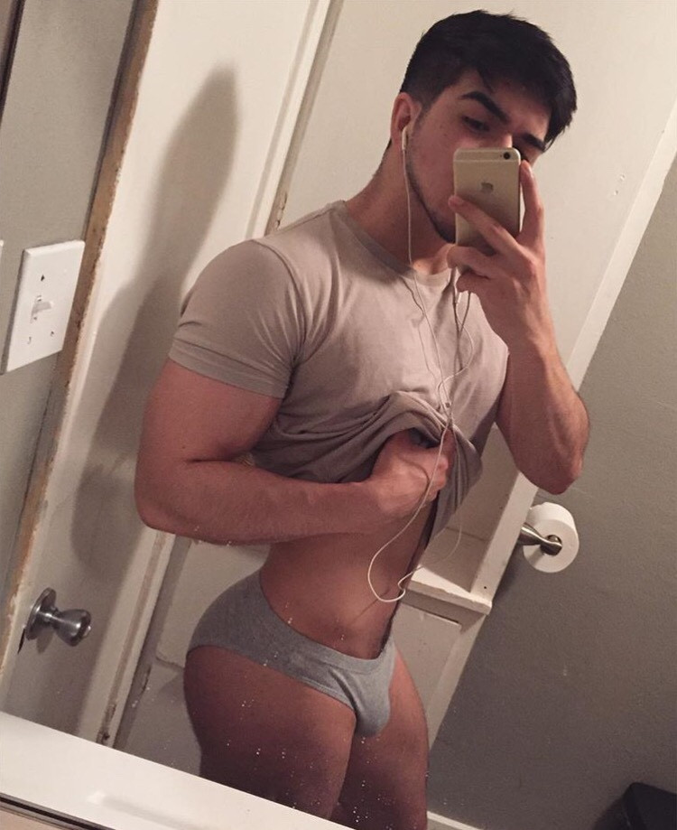 hot male 157 (18+)