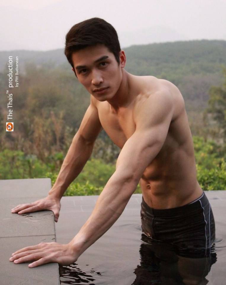 ล่ำฉ่ำแฉ่ะ02