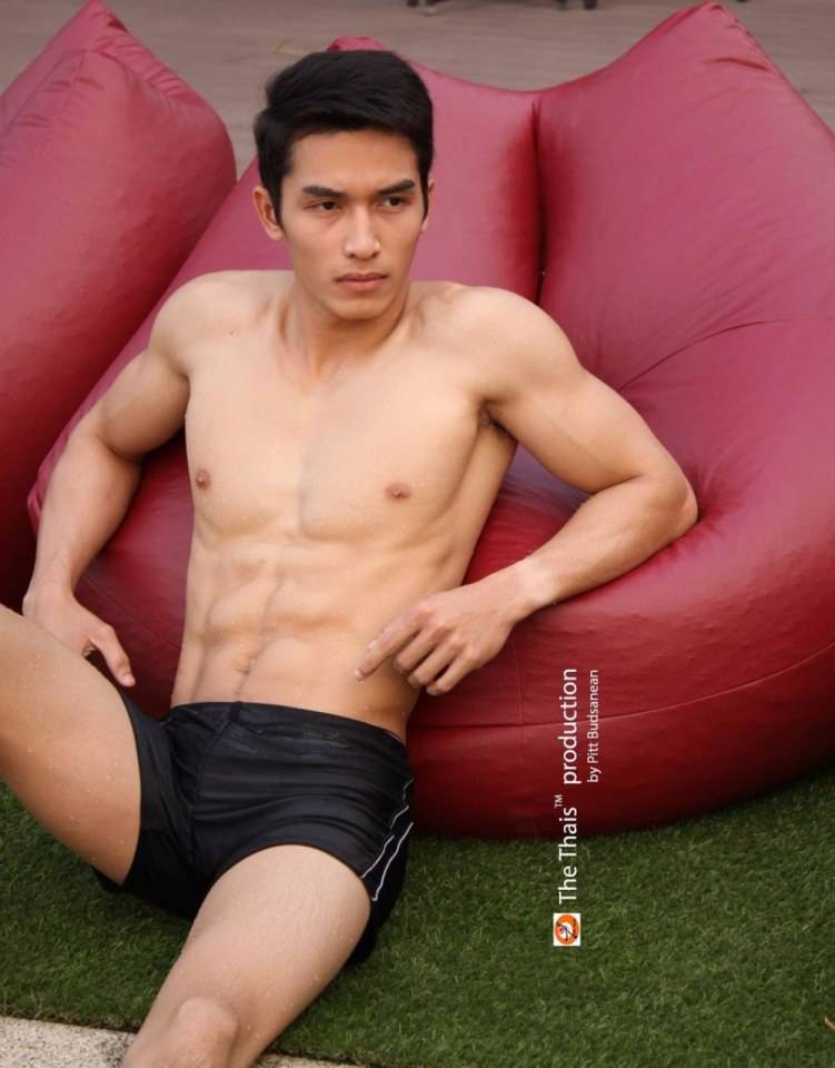 ล่ำฉ่ำแฉ่ะ02