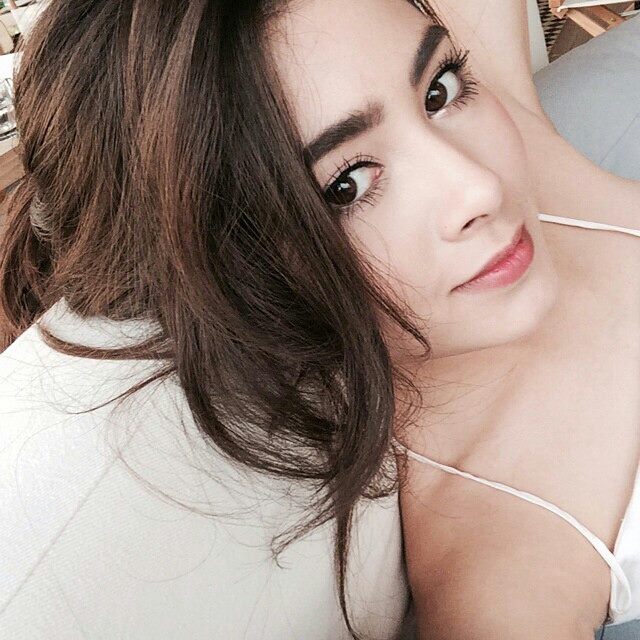 มิลลี่​ คามิลล่า​