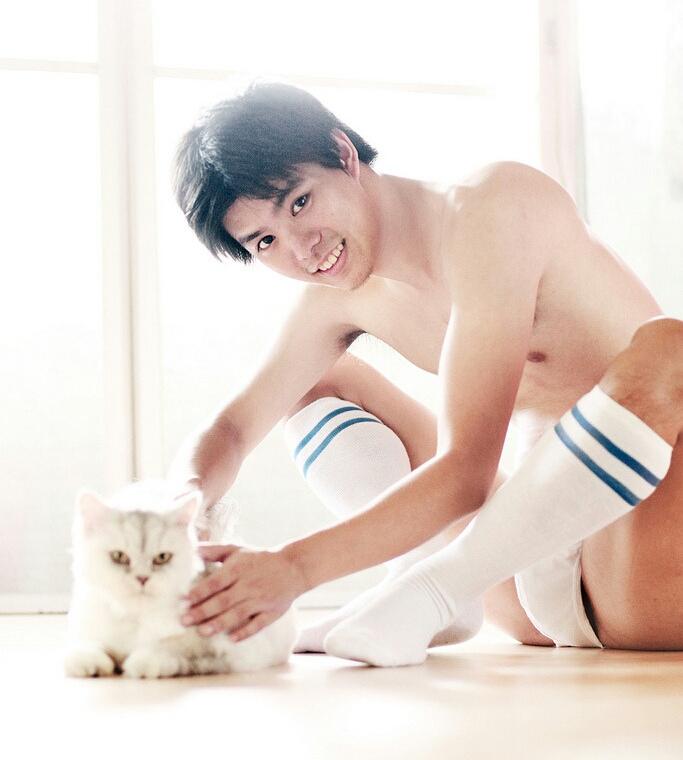 hot male 159 (18+)