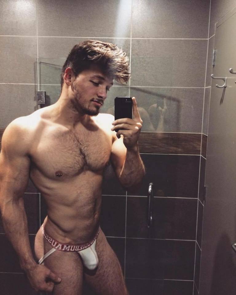 hot male 161 (18+)