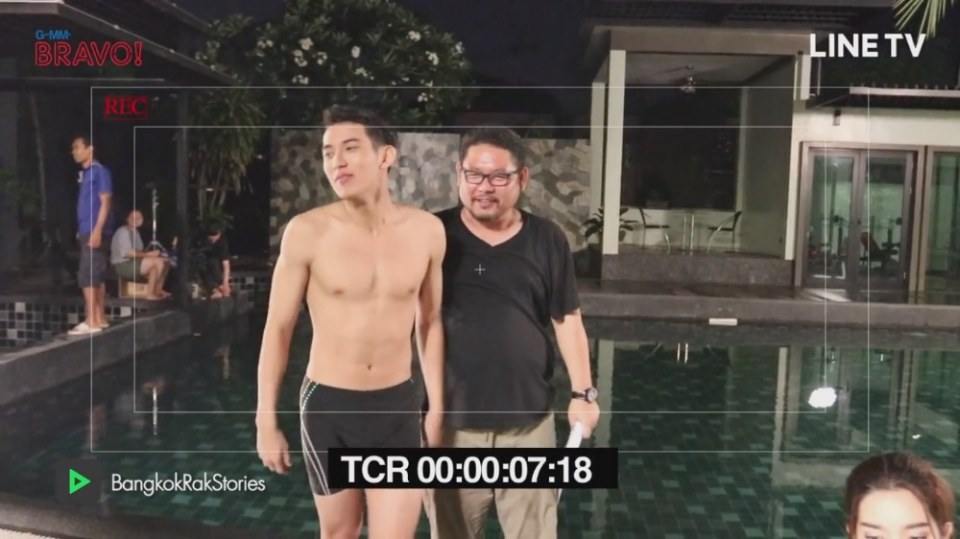 โชว์หุ่นแซ่บ