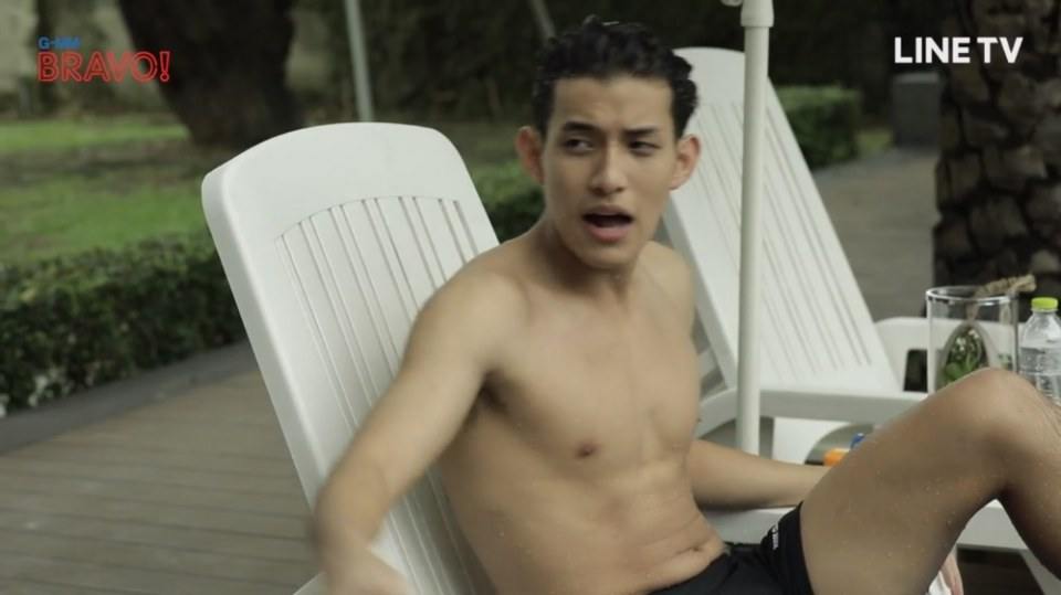 โชว์หุ่นแซ่บ