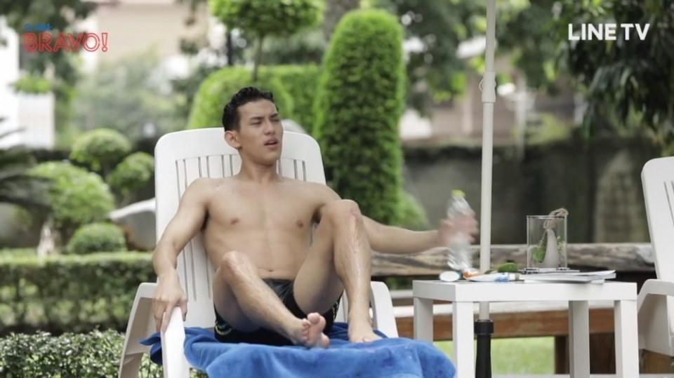 โชว์หุ่นแซ่บ