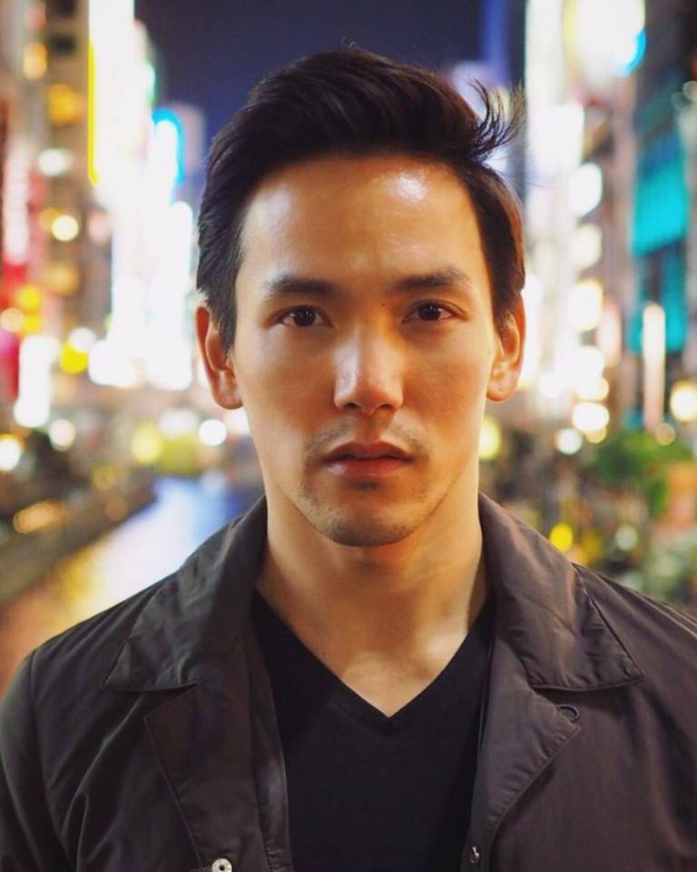หล่อรวย อยากเลีย