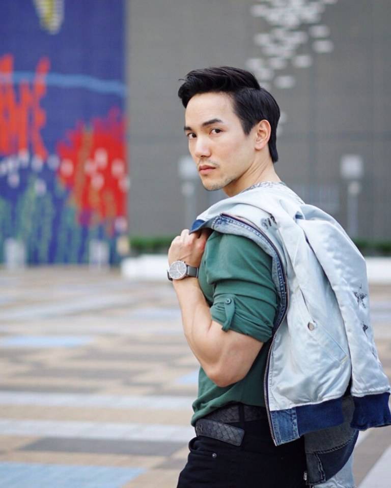 หล่อรวย อยากเลีย