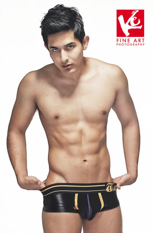 hot male 167 (18+)