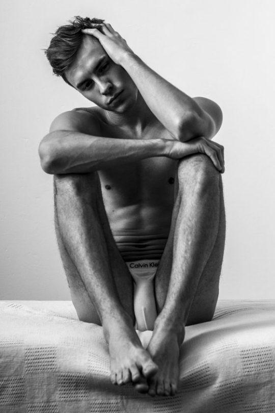 hot male 168 (18+)