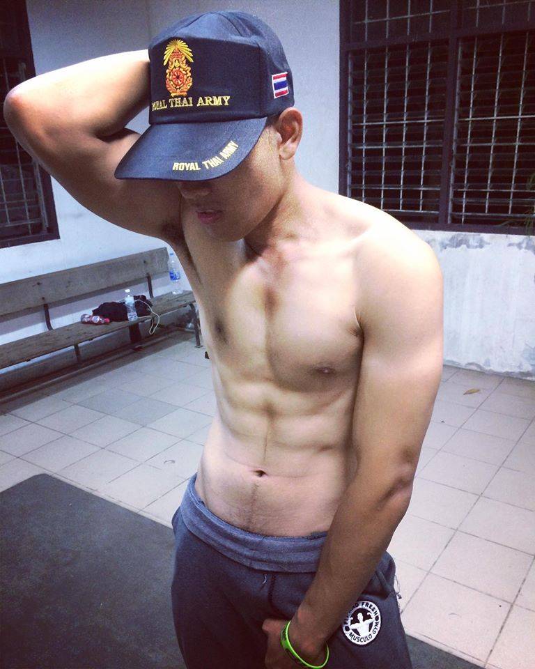 แพ้กล้ามล่ำๆ 10