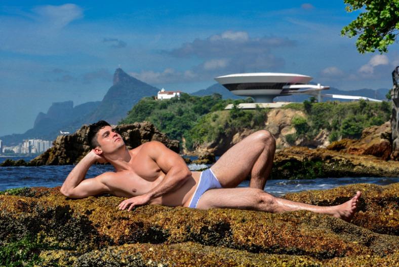 hot male 170 (18+)