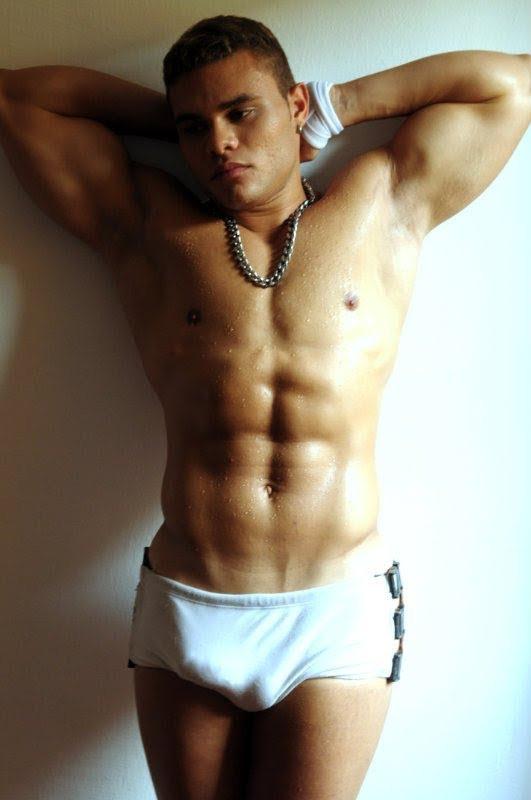 hot male 171 (18+)