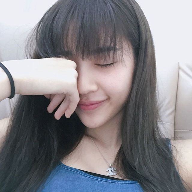 ส่องความน่ารัก "เบนซ์ ณัฐธิดา" ลูกสาวชาคริต
