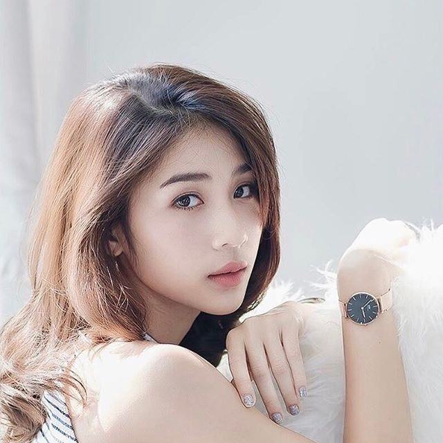ส่องความน่ารัก "เบนซ์ ณัฐธิดา" ลูกสาวชาคริต