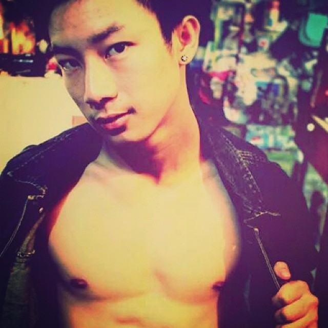 ตั้ม ศรัณย์หนุ่มน้อย ใหญ่ๆน่าฟัด