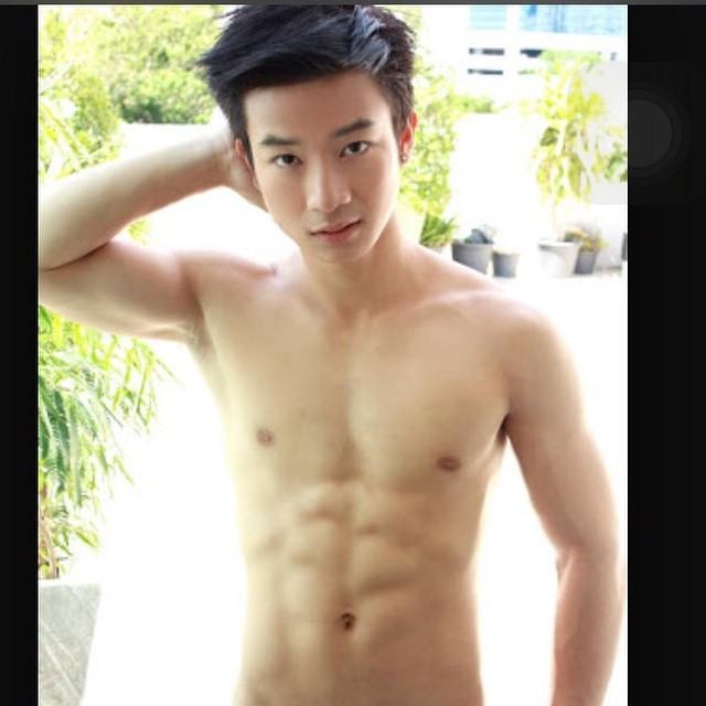 ตั้ม ศรัณย์หนุ่มน้อย ใหญ่ๆน่าฟัด