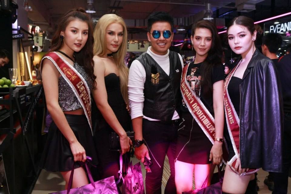 Grandopening URBAN DECAY X EVEANDBOY siam square one