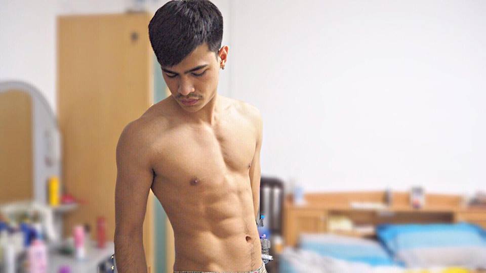หนุ่มเข้มหล่อบ้านๆ แสบทรวง 023