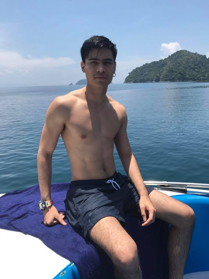 หนุ่มเข้มหล่อบ้านๆ แสบทรวง 023