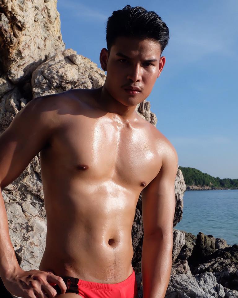 หนุ่มเข้มหล่อบ้านๆ แสบทรวง 024