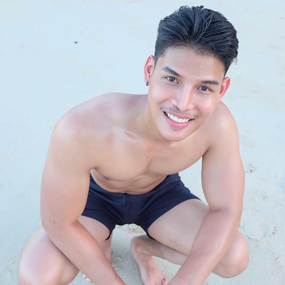 หนุ่มเข้มหล่อบ้านๆ แสบทรวง 024