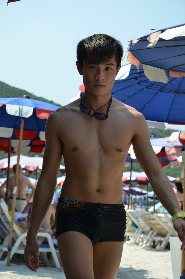 เสาร์พาเพลิน