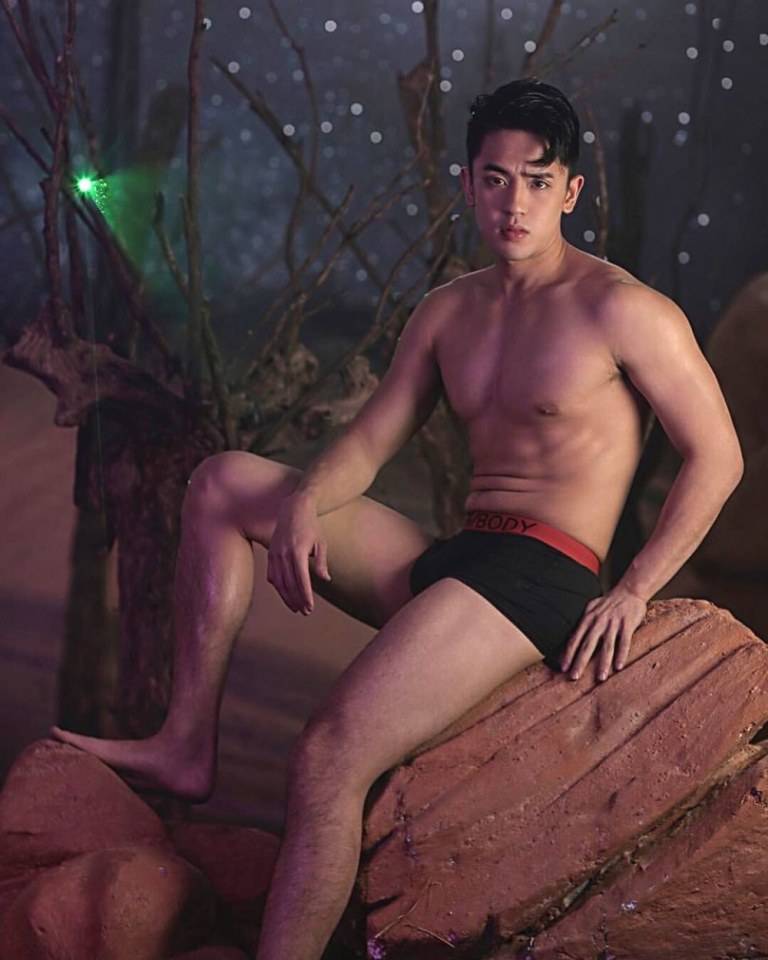 เสาร์ชุลมุน