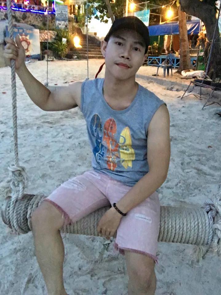 หนุ่มตี๋หล่อบ้านๆ แสบทรวง 006