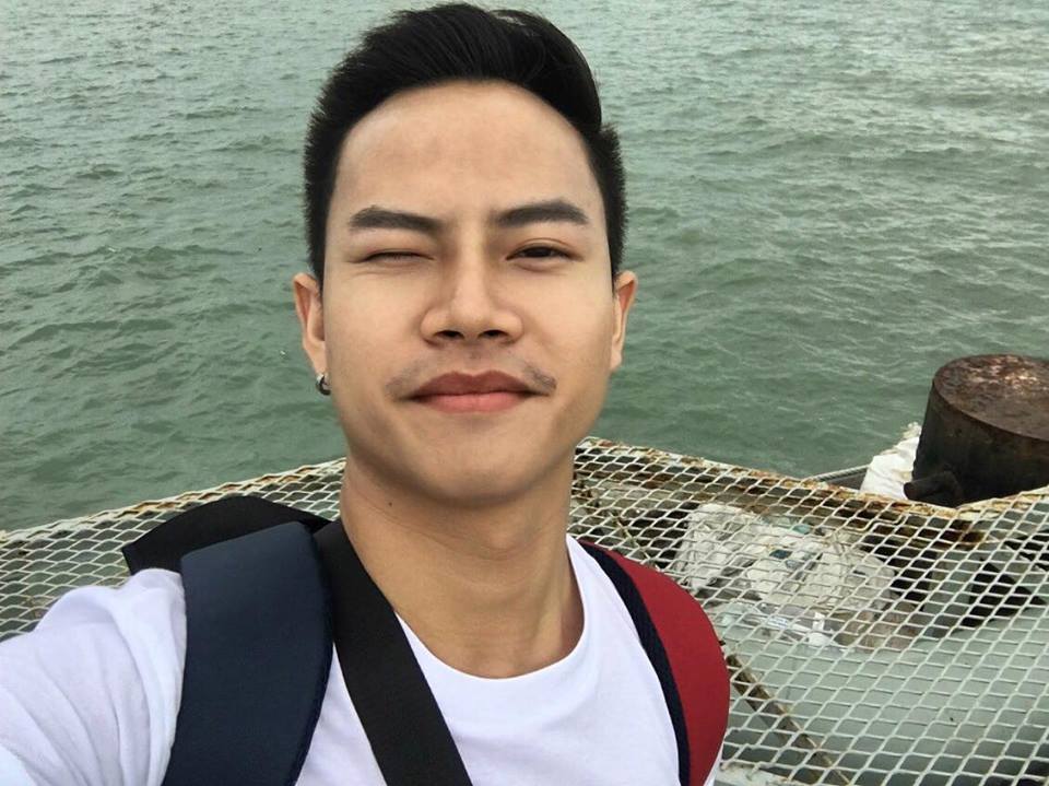 หนุ่มตี๋หล่อบ้านๆ แสบทรวง 006
